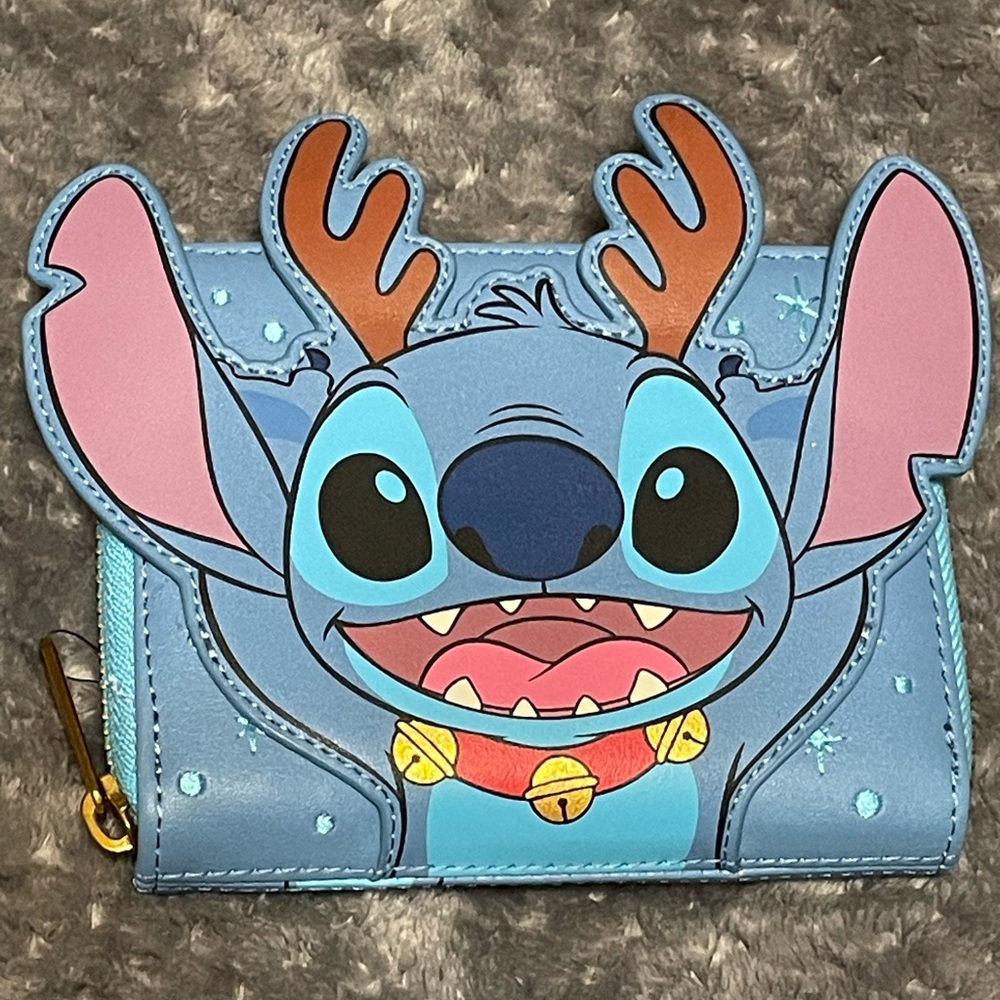 NWT! Stitch loungefly wallet